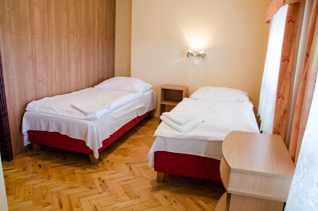 Hotel U Jezera Velky Osek Buitenkant foto